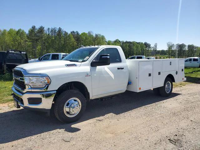 2024 RAM Ram 3500 Chassis Cab RAM 3500 TRADESMAN CHASSIS REGULAR CAB 4X4 84 CA