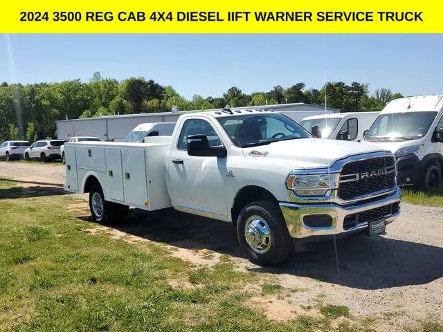 2024 RAM Ram 3500 Chassis Cab RAM 3500 TRADESMAN CHASSIS REGULAR CAB 4X4 84 CA
