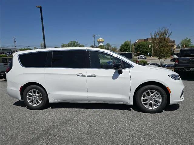 2025 Chrysler Pacifica PACIFICA SELECT