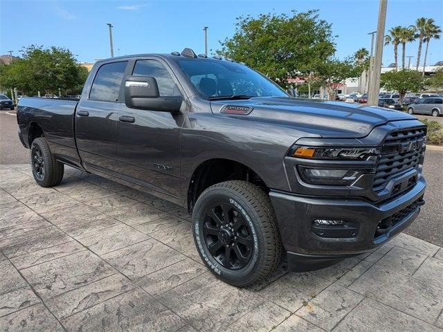 2025 RAM Ram 3500 RAM 3500 BIG HORN CREW CAB 4X4 8 BOX