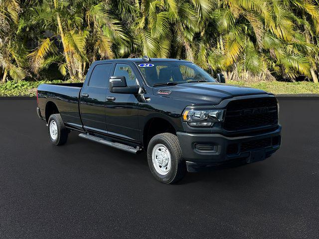 2024 RAM 2500 Tradesman Crew Cab 4x4 8 Box