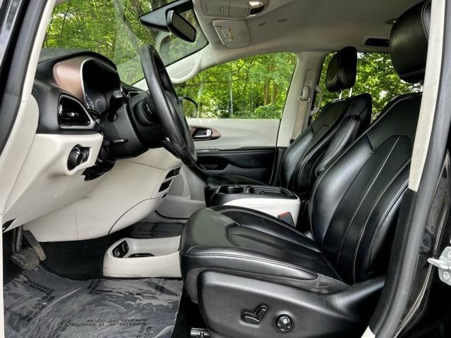 2020 Chrysler Voyager LXI