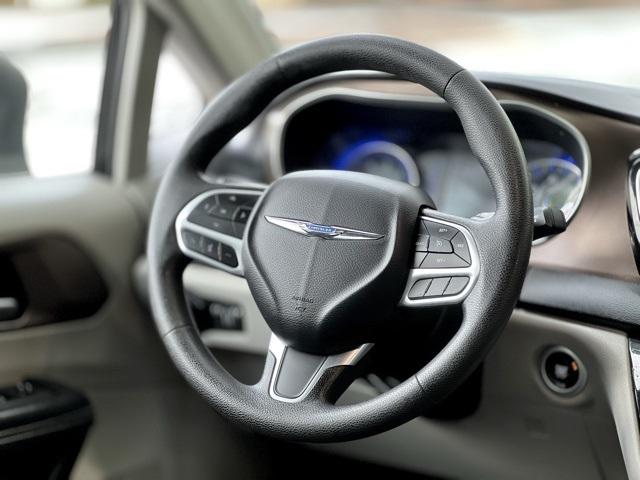 2020 Chrysler Voyager LXI
