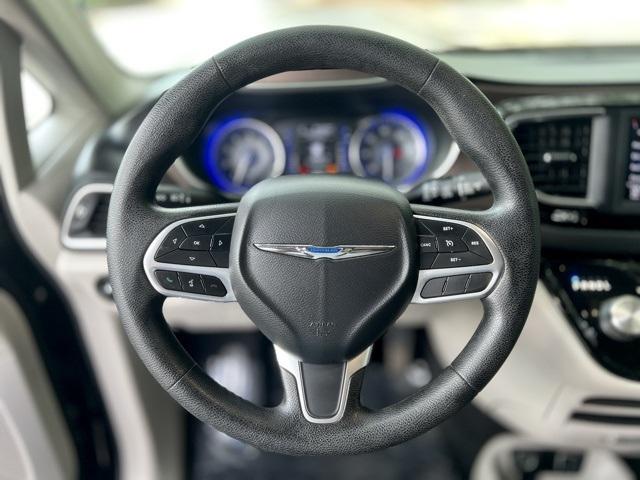 2020 Chrysler Voyager LXI