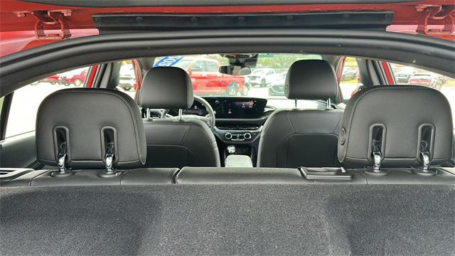 Used 2024 Buick Envista For Sale in Waterford Twp, MI