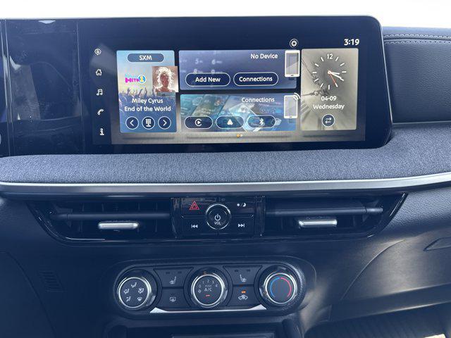 2025 Nissan Kicks SV Intelligent AWD