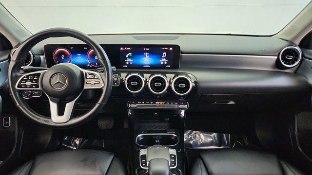 2020 Mercedes-Benz A 220 4MATIC