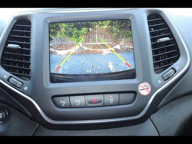 2023 Jeep Cherokee Altitude Lux 4x4