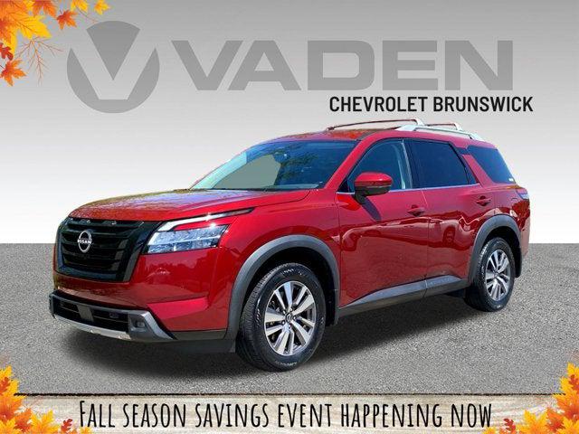 2022 Nissan Pathfinder SL 2WD 2022 Nissan Pathfinder SL 2WD