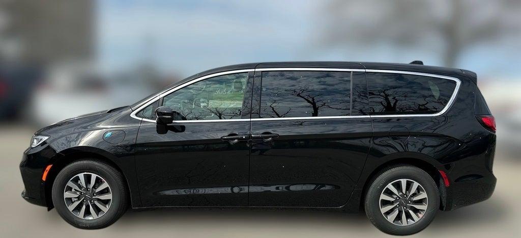 2025 Chrysler Pacifica Hybrid PACIFICA PLUG-IN HYBRID SELECT