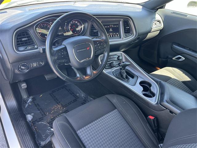 2022 Dodge Challenger SXT