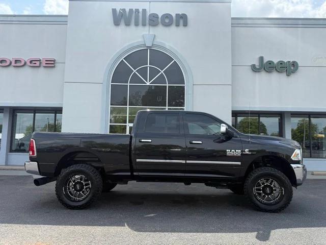 2018 RAM 2500 Laramie Crew Cab 4x4 64 Box