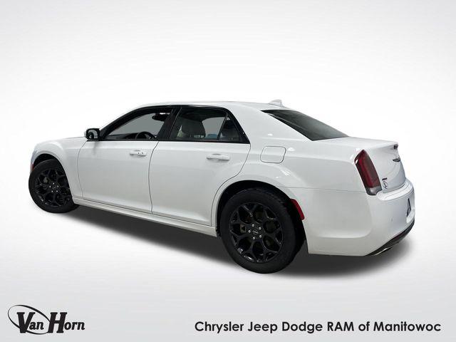 2023 Chrysler 300 Touring-L AWD