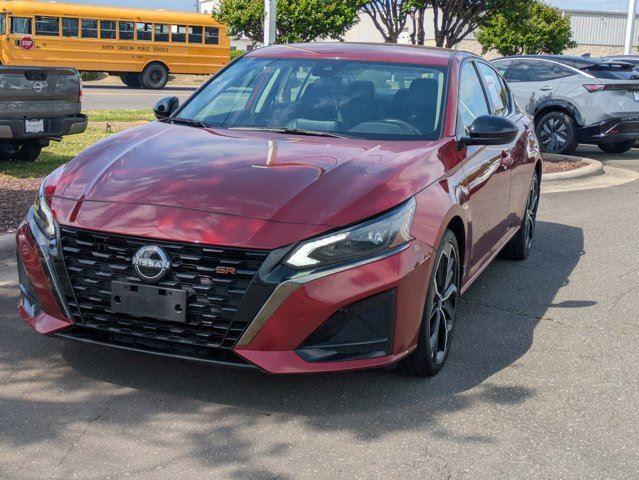 2023 Nissan Altima SR FWD