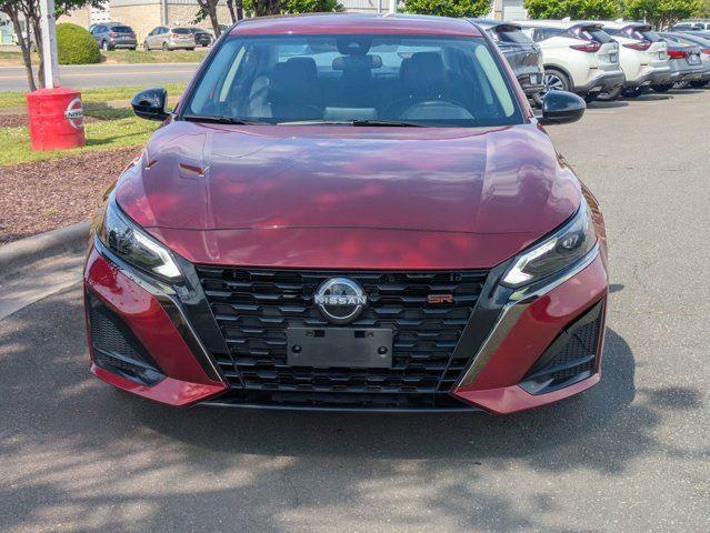 2023 Nissan Altima SR FWD