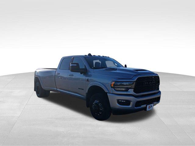 2023 RAM 3500 Limited Crew Cab 4x4 8 Box