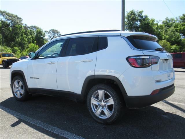 2022 Jeep Compass Latitude FWD