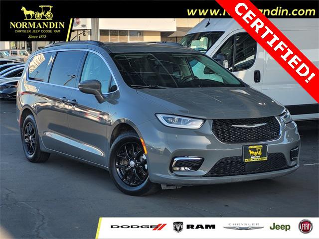 2022 Chrysler Pacifica Touring L