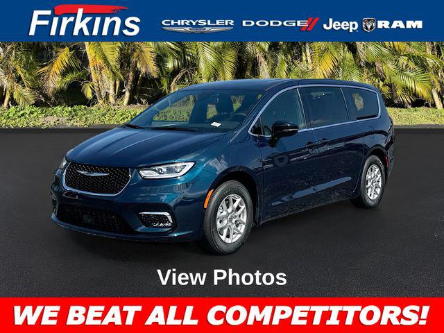 2025 Chrysler Pacifica PACIFICA SELECT