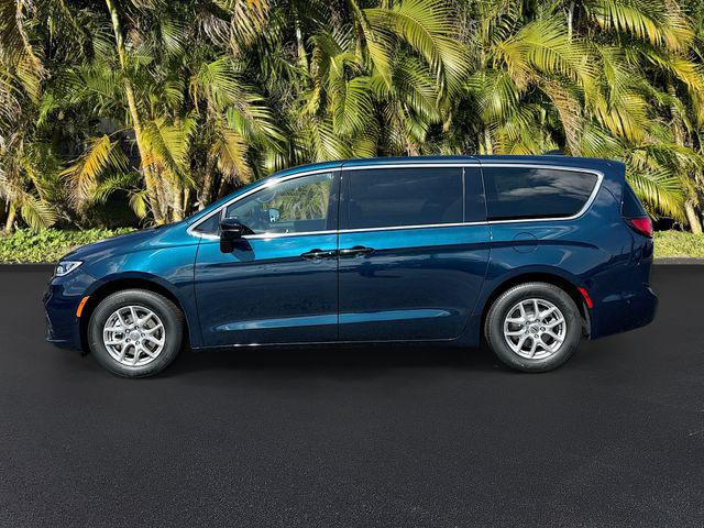 2025 Chrysler Pacifica PACIFICA SELECT