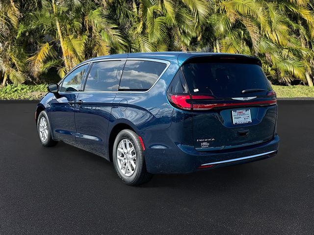 2025 Chrysler Pacifica PACIFICA SELECT