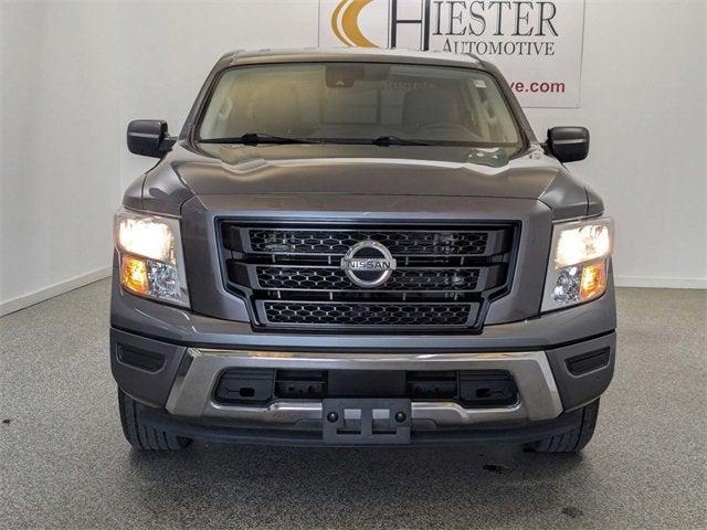 2022 Nissan TITAN Crew Cab SV 4x2