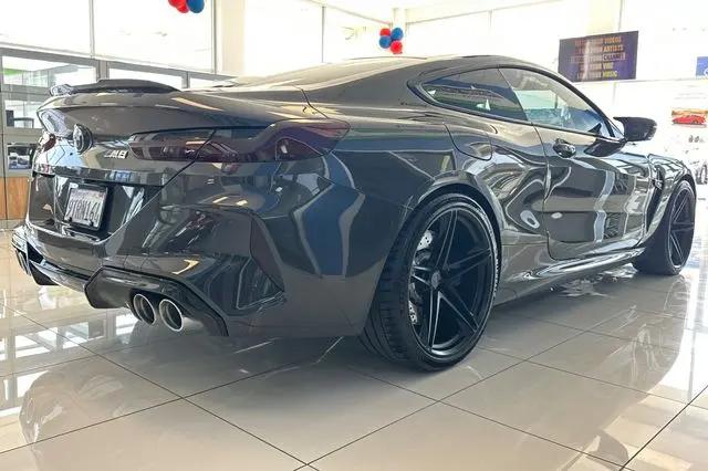 2020 BMW M8 Standard