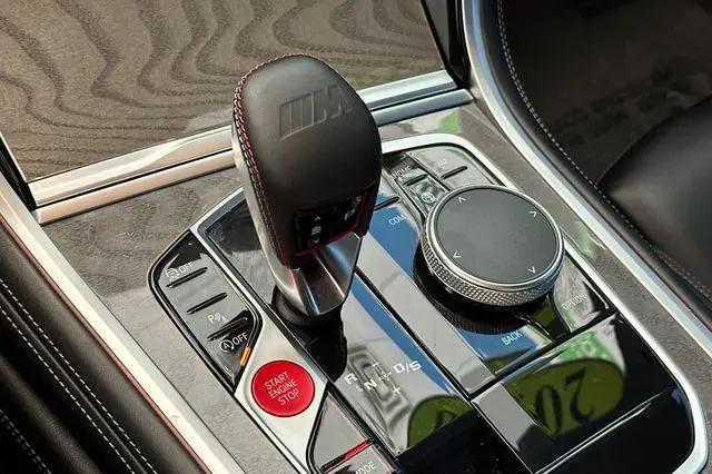 2020 BMW M8 Standard