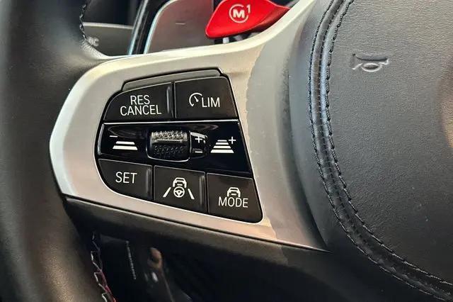2020 BMW M8 Standard