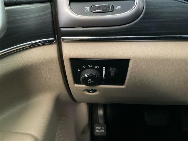2019 Jeep Grand Cherokee Limited 4x2