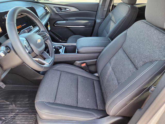 2025 Chevrolet Traverse FWD LT