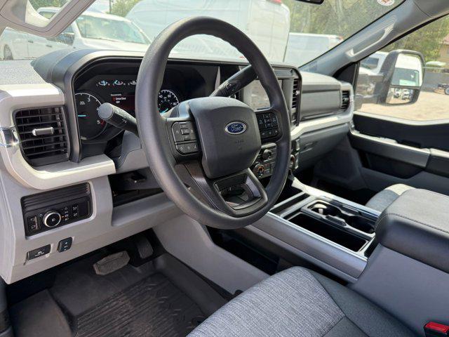 2025 Ford F-550 XLT
