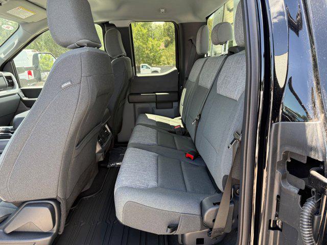 2025 Ford F-550 XLT