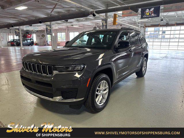 2021 Jeep Grand Cherokee L Laredo 4x4