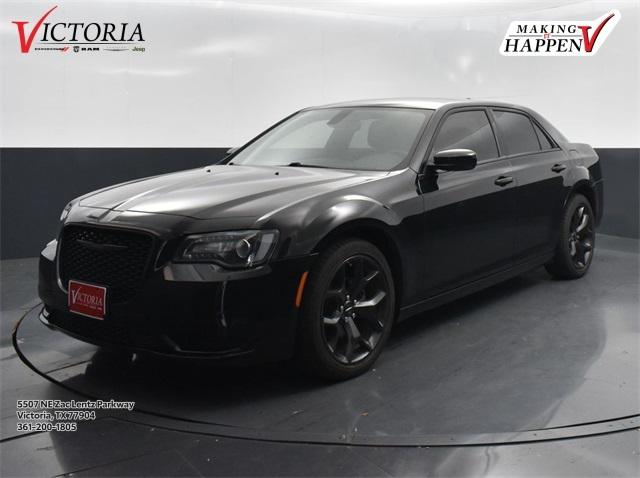 2023 Chrysler 300 Touring