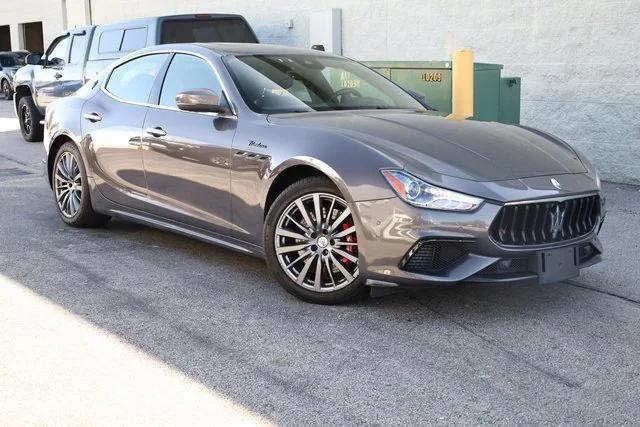 2022 Maserati Ghibli Modena Q4