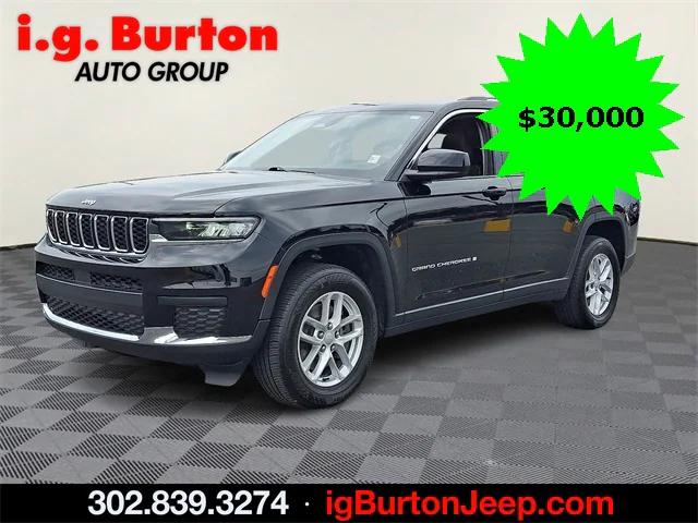 2022 Jeep Grand Cherokee L Laredo 4x4