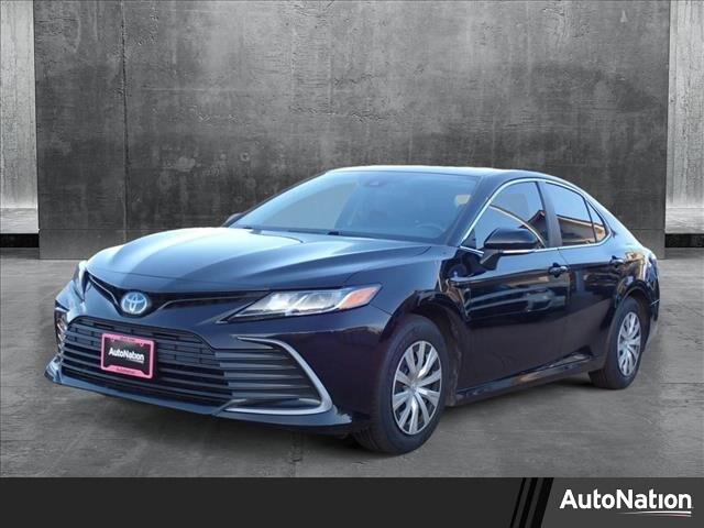 2022 Toyota Camry LE Hybrid