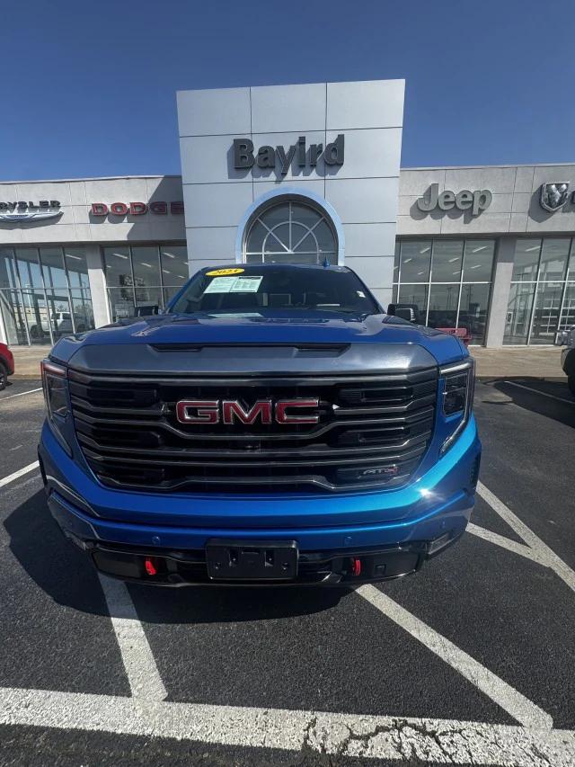 2023 GMC Sierra 1500 4WD Crew Cab Short Box AT4