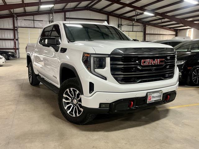 2023 GMC Sierra 1500 4WD Crew Cab Short Box AT4