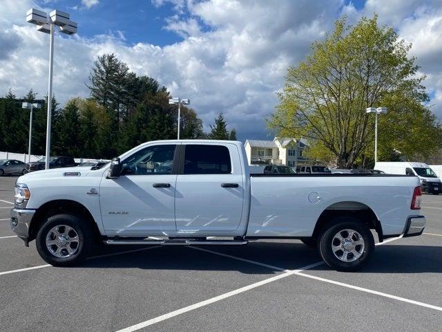 2024 RAM 3500 Big Horn Crew Cab 4x4 8 Box