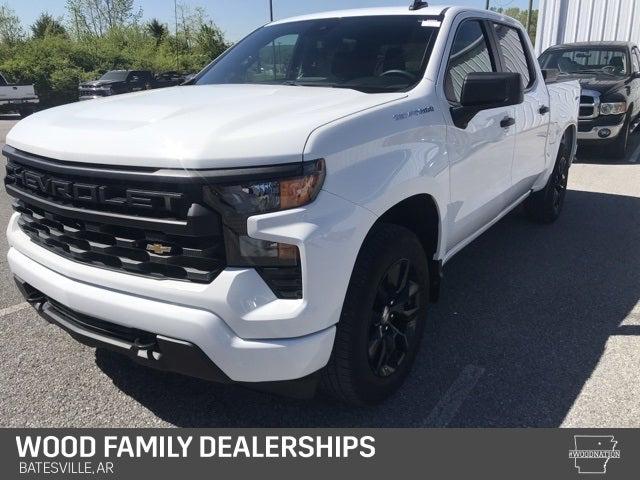 2022 Chevrolet Silverado 1500 4WD Crew Cab Short Bed Custom