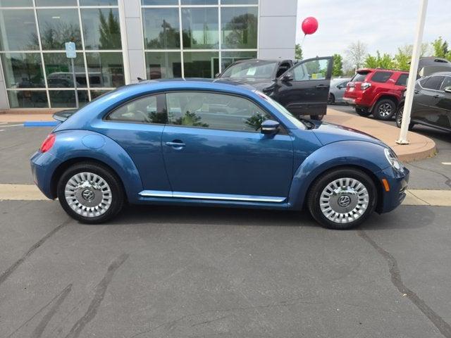 2016 Volkswagen Beetle 1.8T SE