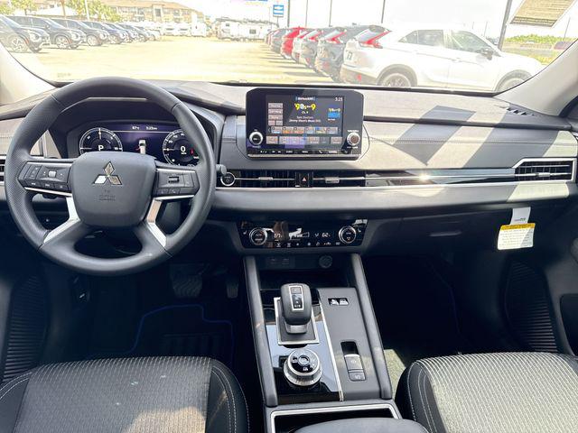 2025 Mitsubishi Outlander PHEV ES S-AWC