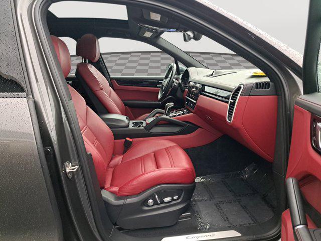 2021 Porsche Cayenne Base