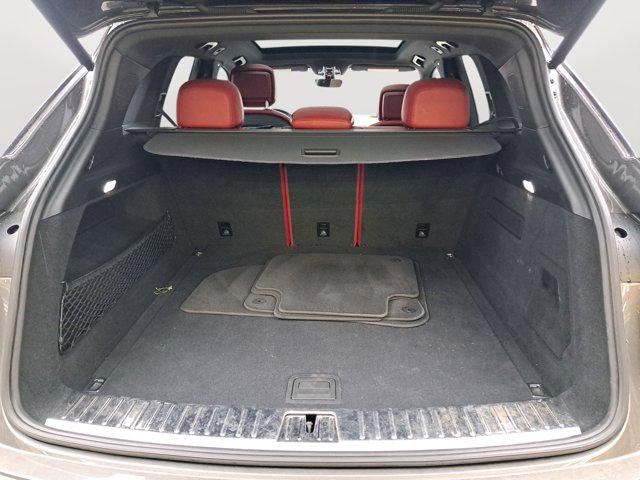 2021 Porsche Cayenne Base