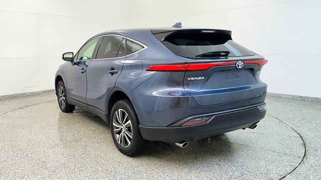 2022 Toyota Venza LE