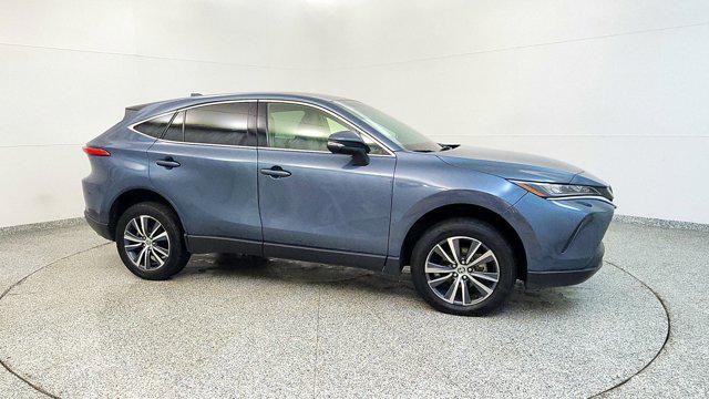 2022 Toyota Venza LE
