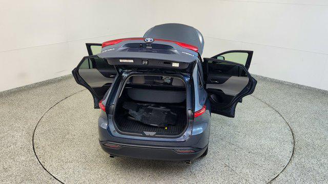 2022 Toyota Venza LE