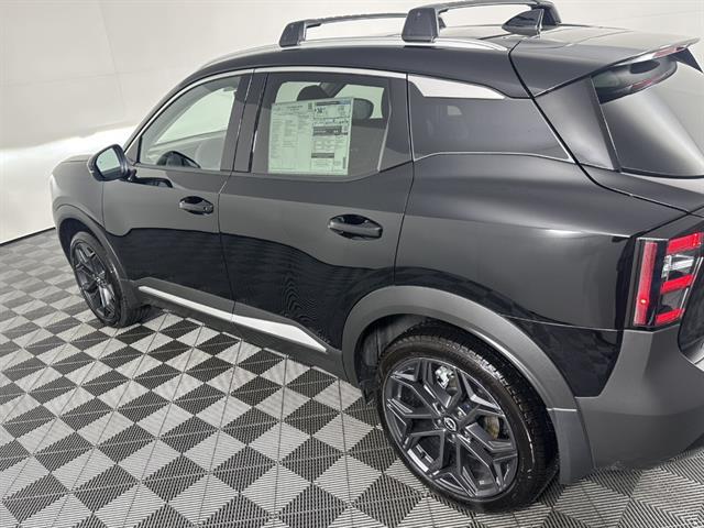 2025 Nissan Kicks SR Intelligent AWD